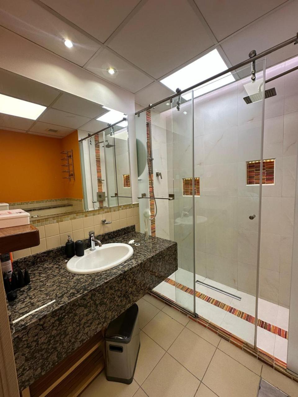 Homestay Amwaj 4 -jbr For Rent Dubai