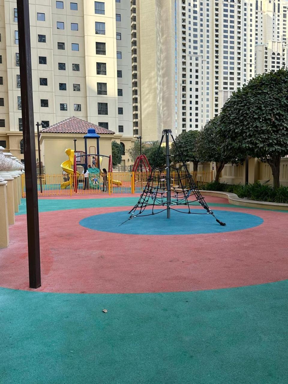 Amwaj 4 -jbr For Rent Homestay *